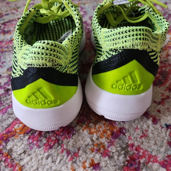 adidas element v